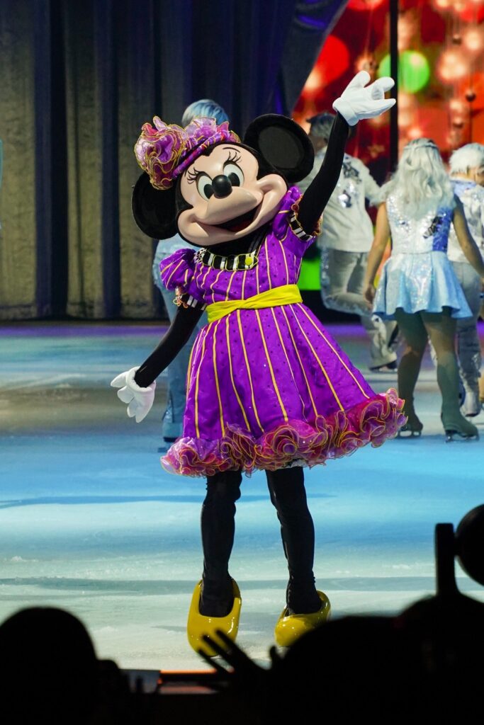 ディズニーオンアイス